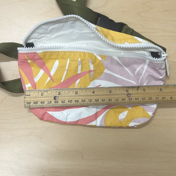 ALOHA Collection Colorful Leaf Print Coated Tyvek Fanny Pack. - Picture 6 of 7